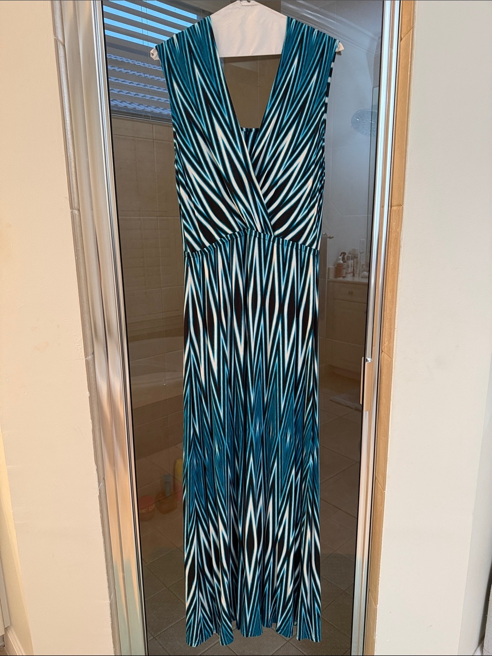 Calvin Klein size 10 Sleeveless Teal and Black Geometric Maxi Dress